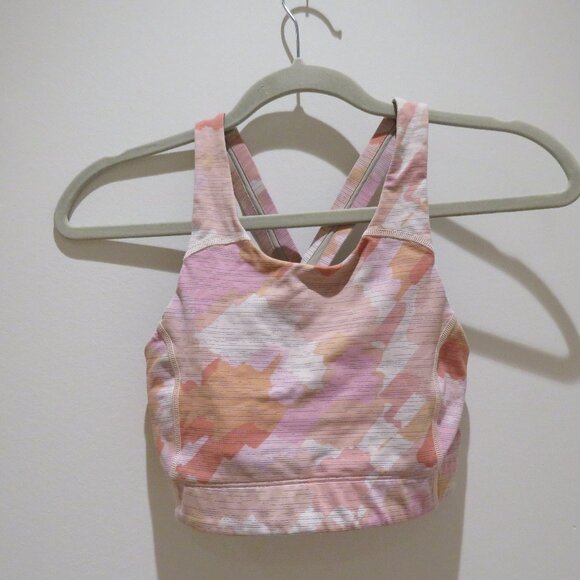 OUTDOOR VOICES Tech Sweat Racerback Sports Bra in Coral Stroke Camo Athleisure - Picture 3 of 13